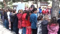 Erzurum Köy Çocukları, Tarihi Mekanları Gezip, Şehitliklerde Dua Edip ve İstanbul Kapı'da Eğlendiler