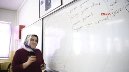 Erzurum 'Kızlara Pembe, Erkeklere Mavi Giydirilmesi Yükleme İçeriyor'