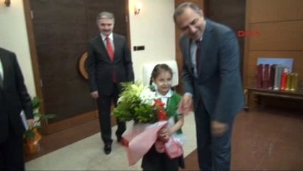 Zonguldak - Minik Vali, Oyununu Vali'ye Vermedi