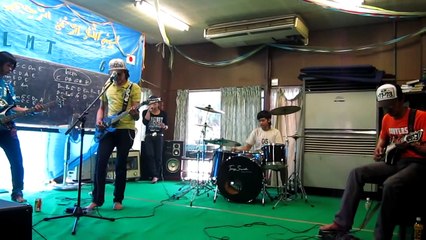 jamrud-kuingin kembali