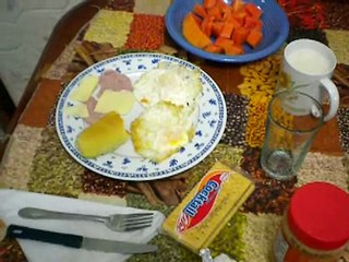 CUBA-La mia novia cubana fa' colazione...