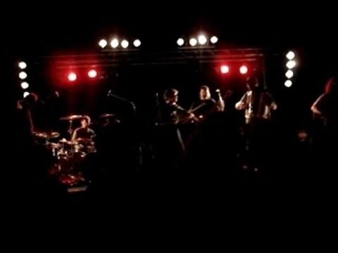 Mister Tzig à Saint Macaire fête la musique