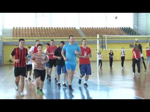 Lajme - Komuna ndihmon Klubin Volejbollistik Vëllaznimi