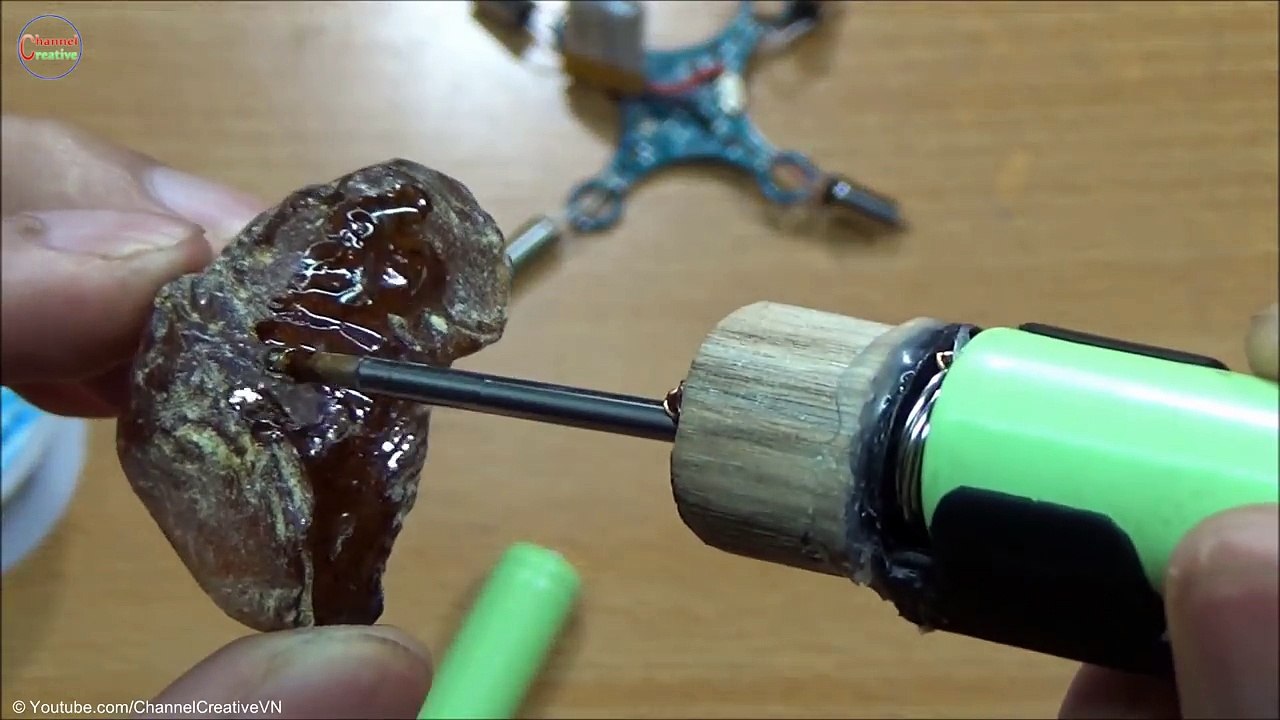 How To Make A MINI Battery Powered Soldering Iron Tool