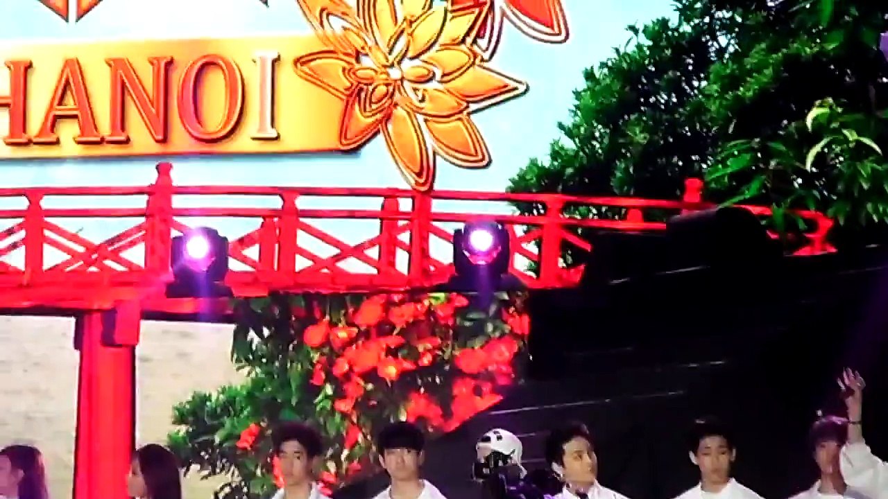 Encore - Run to U - in Vietnam