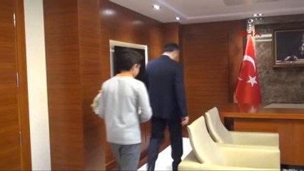 Gaziantep'te Vali ve Belediye Başkanı Makamı Çocuklara Bıraktı