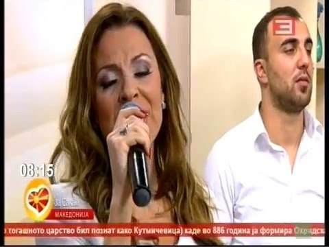 Elena Velevska i Ekstra Bend - Bel lebed (vo zivo)