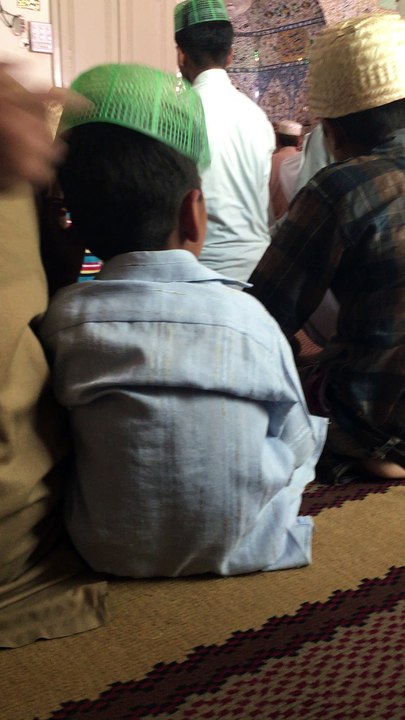 boy in Masjad