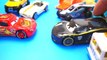 SHARK ATTACK!! Disney Pixar Cars Lightning McQueen Saved by HULK Hot Wheels Cars Color Changers Toys