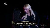 Hadise yine o güzel sesiyle herkesi hayran bıraktı