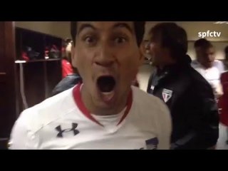 DO CELULAR:  FESTA NO VESTIÁRIO EM LA PAZ | SPFCTV