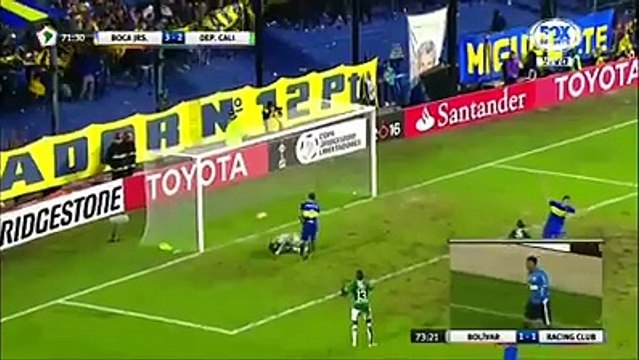 Le superbe coup franc de Carlos Tévez face au Deportivo Cali en Copa Libertadores