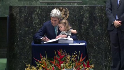 توقيع معاهدة المناخ بمشاركة ممثلين عن 171 دولة