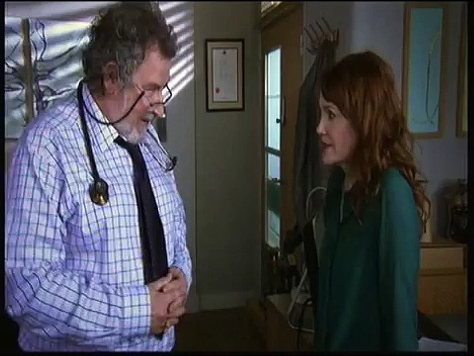 Jules on Holby 27th Aug 2013 Prt4