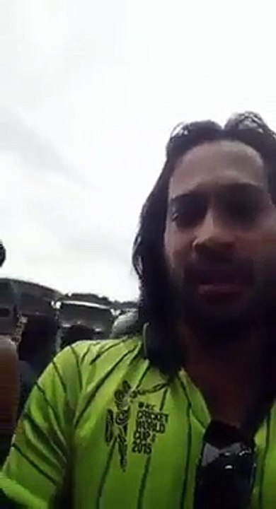 Hahaha گوری خاتون سمجھی وقار ذکا پورن سٹار ہے