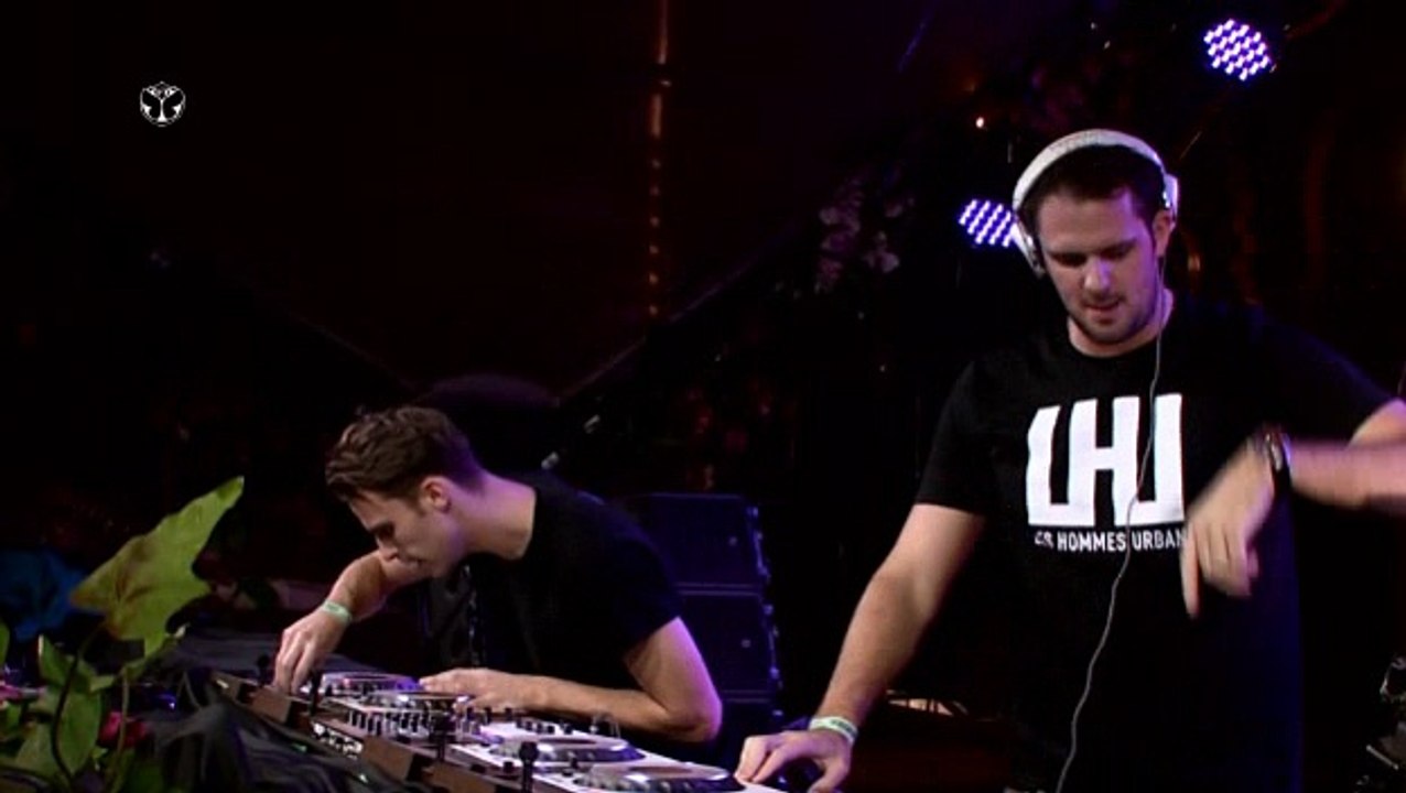 W&W Live at Tomorrowland Brazil 2016