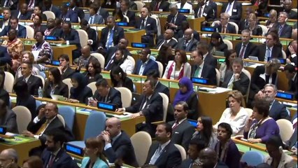 Download Video: Líderes mundiales firman en la ONU acuerdo climático de París