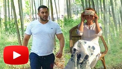Salman Khan's Spotted CHILLING With Girlfriend Iulia Vantur