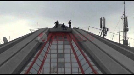 Shmanget tragjedia, i moshuari tenton të vetëdigjet tek Piramida