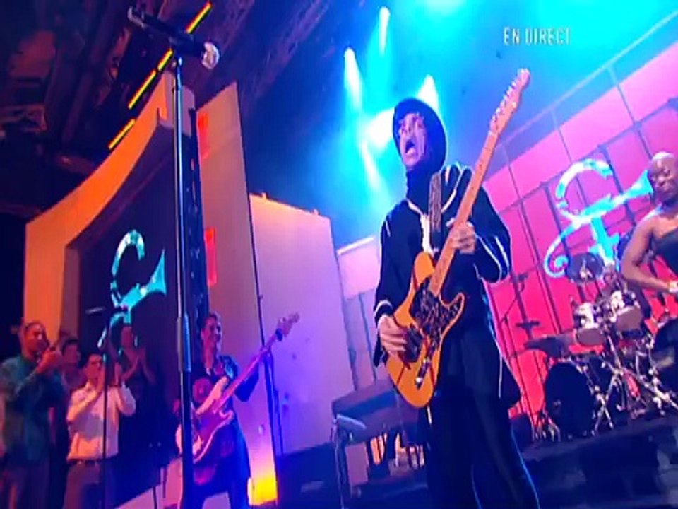 Le Live de Prince au Grand Journal en 2011 (Intégralité)