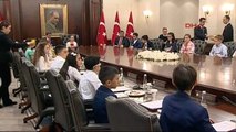 Başbakan Davutoğlu, Koltuğunu Reyhan Nur'a Devretti 2