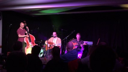 Le Fantôme — Soutien Georges & the Wonder Brassens