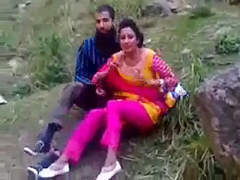 مولوی نے 17 سیکنڈ میں لڑکی کو ہلا کے رکھ دیا - بچے اس ویڈ یو کو نا د یکھیں