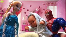 Princess Frozen Elsa and barbie PREGNANT - giving birth in hospital - Fun superheroes compilation