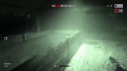 Cornfield Chase - Outlast II Official Gameplay