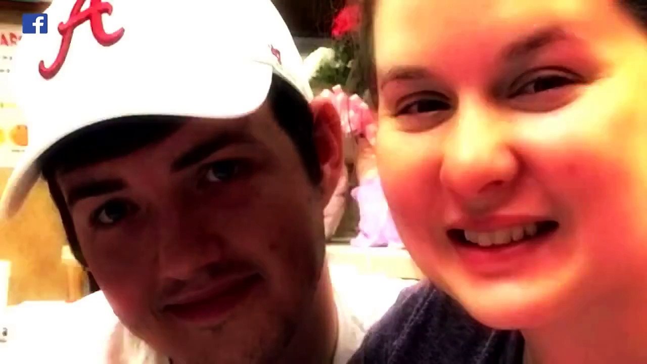 Il utilise sa petite fille qui vient de naître pour faire passer un message à sa petite amie !