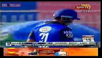 watch how SARFRAZ AHMED’S SIGNAL FROM DRESSING ROOMTO SAMI ASLAM HOW TO PALY SAEED AJMAL AFTER HE HIT TWO SIXES