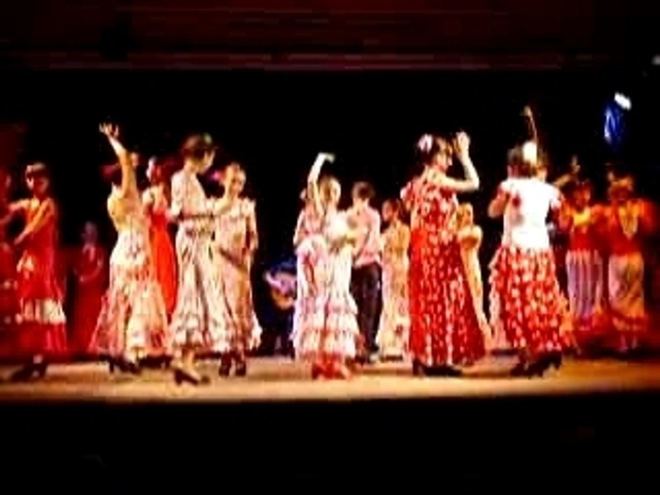 ANDREA - 1er SPECTACLE FLAMENCO SEVILLANES