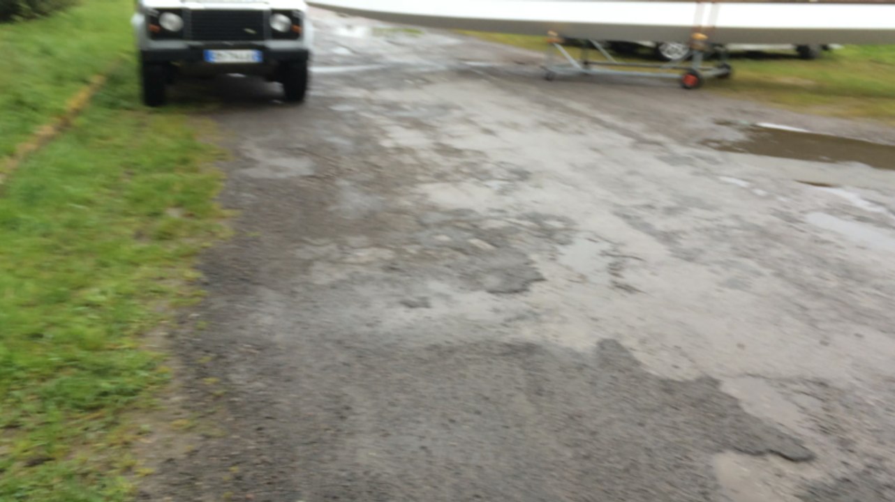 Dragons ladies et Roses en baie pagayent sur le canal