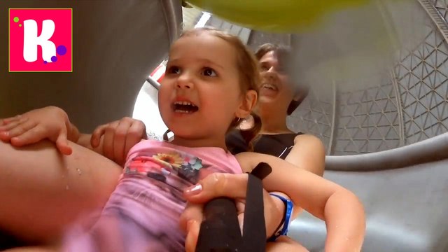 Германия #7 Самый большой в мире Аквапарк Катя съезжает с горок и плавает в бассейне новое видео 2016 VLOG water pool