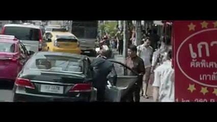 80 ans délaissé par ses enfants il trouve une solution surprenante pour les réunir autour d'une table.