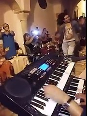 مسكينة يا تونس رجالك كيفاش صاروا ..