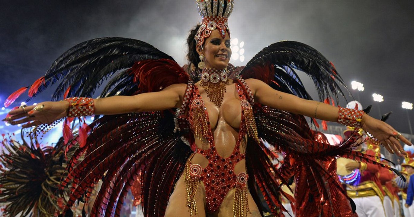 DAZZLING BRAZILIAN  DIVA  INTERVIEW OF NATALIA NORBERT CARNIVAL OF 2012