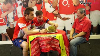 AF - AP - Flamini, Gibbs, Sczesczny - Arsenal stars fall for durian fruit prank!