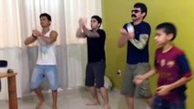 Carlos Portta dançando musica da Britney Spears