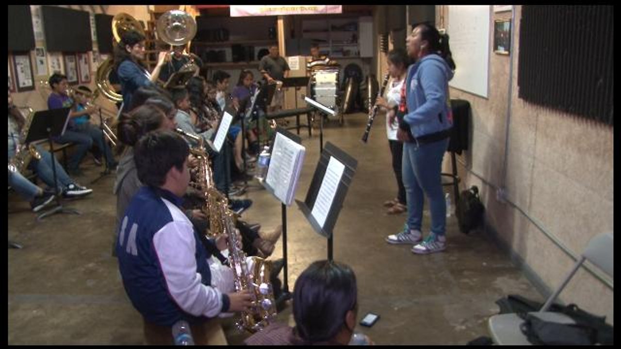 Una mayor presencia de lenguas indígenas en el arte piden artistas en EEUU