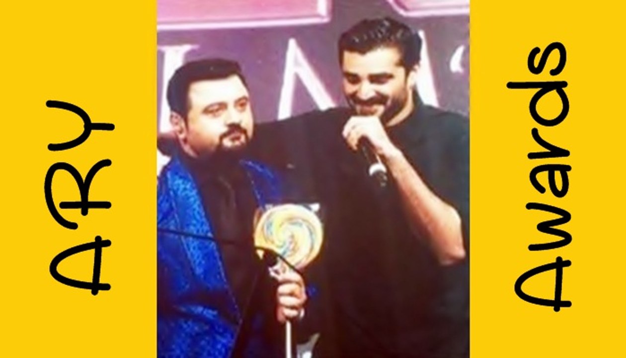 Ahmed Ali & Hamza Ali Abbasi Making Fun of Qandeel Baloch at ARY Awards