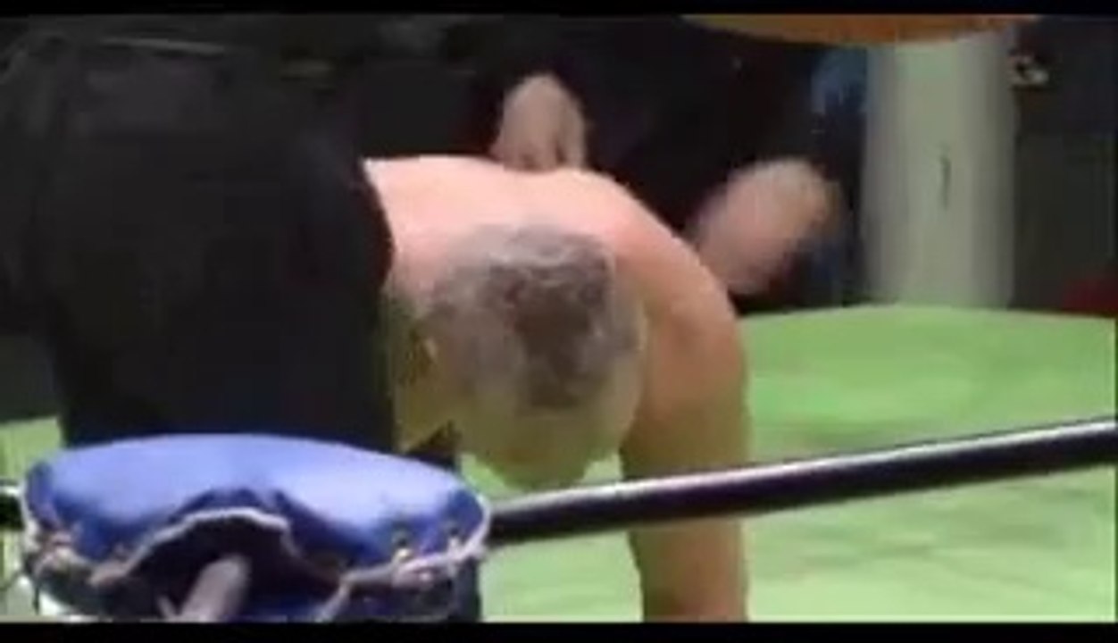 Kotaro Suzuki vs. Katsuhiko Nakajima