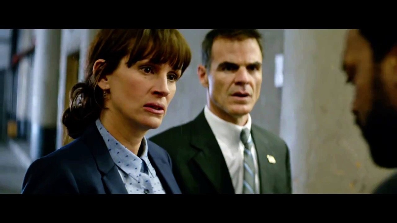 Secret in Their Eyes Movie CLIP - What is It? (2015) - Julia Roberts, Chiwetel Ejiofor Movie HD