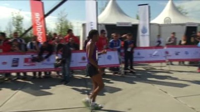 İstanbul Yarı Maratonu Elit Erkeklerde Türk Atlet Kaya 1.ci Oldu
