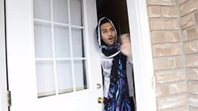 ZaidAliT - Desi aunties always do this!