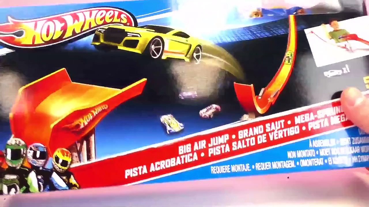 Mega circuit Hot Wheels Big Air Jump – Démo dun super saut