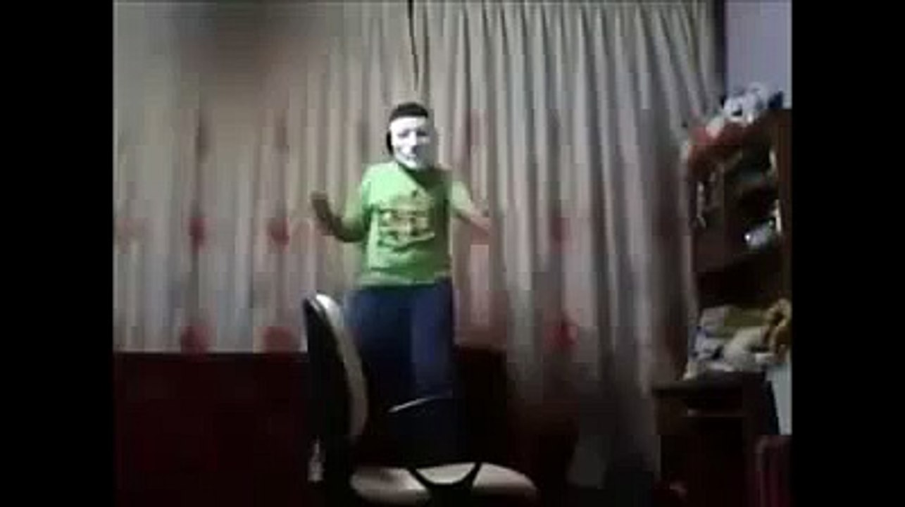 İlk okullu harlem shake yaparsa - 7 Saniye