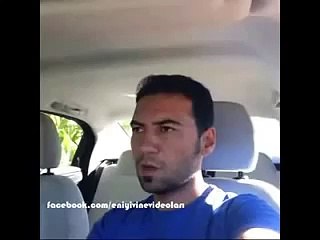 Şarkı Söylerken Birden Sesin Kesilmesi Vine