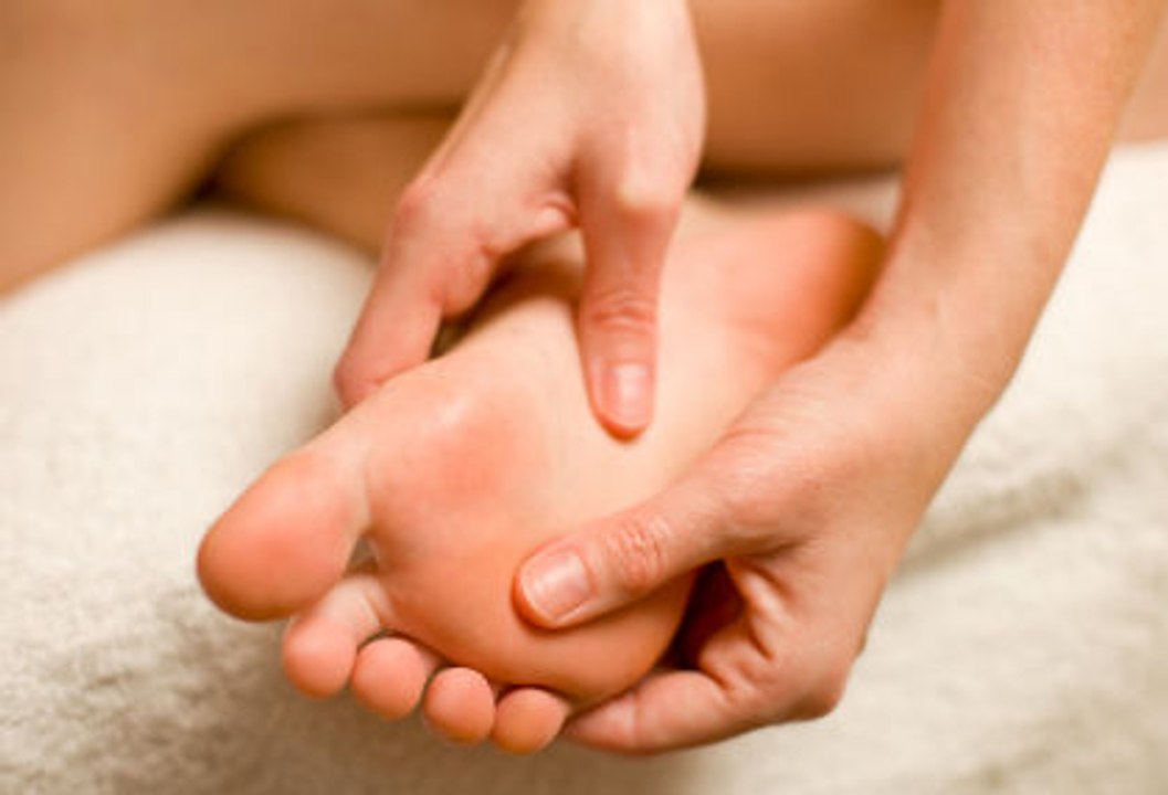 Corns, Calluses, bunions Removal from Foots and Hands Naturally
