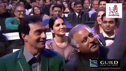 Award Show May Kapil Sharma Ka Sunny Leone Kay Sath Aisa Mazak Kay Sub Hans Paray